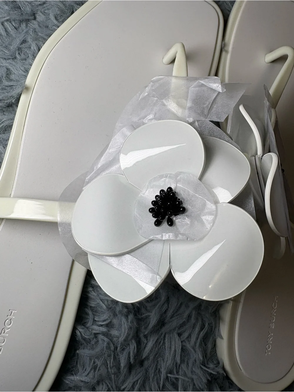 Tory Burch Off White Flower Jelly Thong Sandals for Women